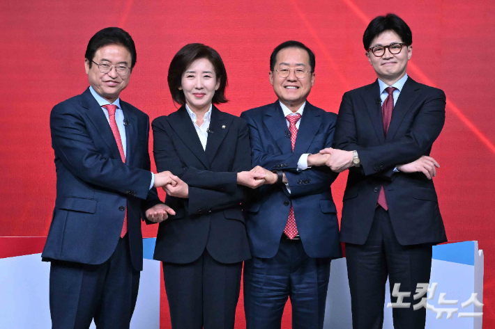 [CBS] 바퀴벌레냐, 바퀴냐’ 국힘 예능 경선…”자폭 토론”, “자괴감 들어”